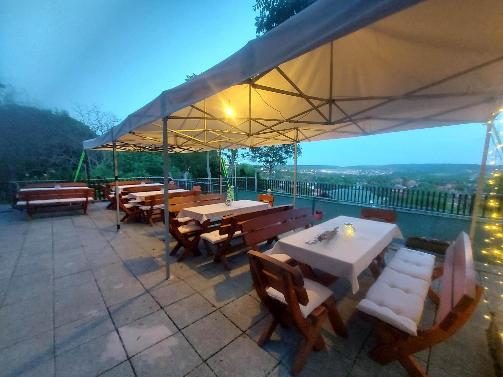 Attila'S Guest House Budaörs Εξωτερικό φωτογραφία